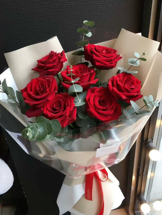 Valentine's Day Long-Stem Red Roses